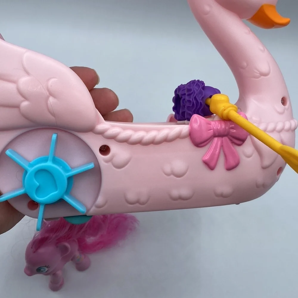 My Little Pony Friendship is Magic Pinkie Pie Swan Boat Music